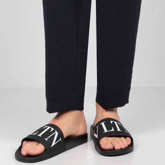 Valentino Garavani VLTN Rubber Slider Sandals size 44 - Picture 2 of 12